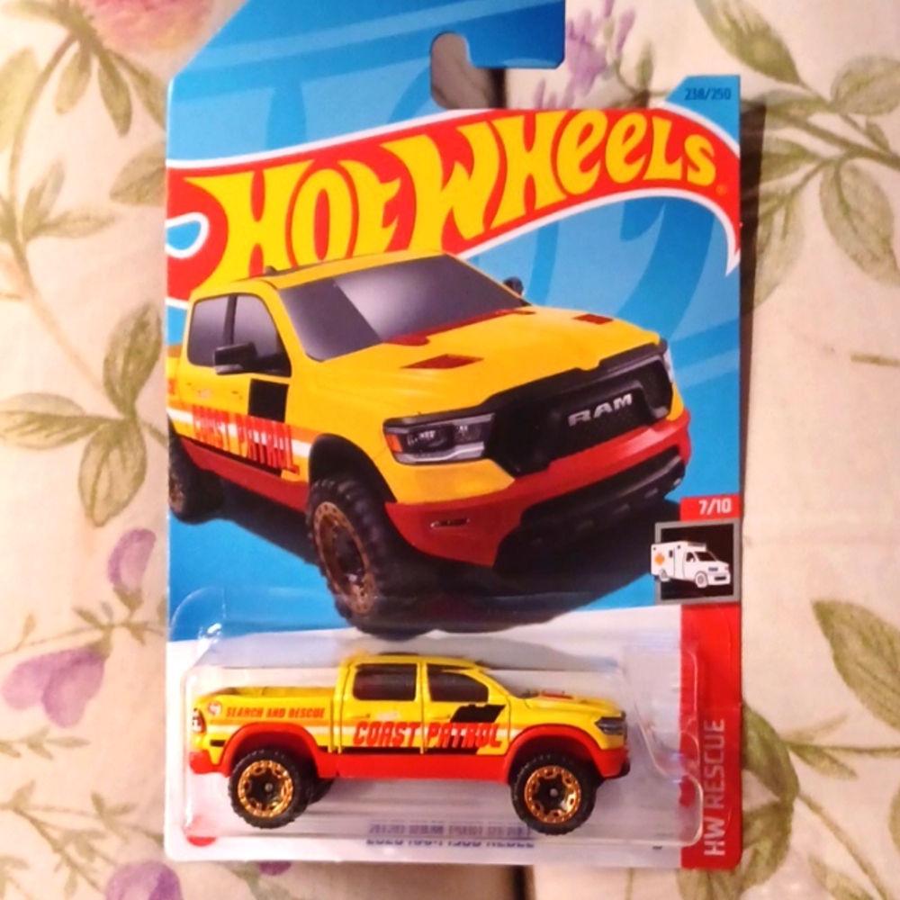 Treasure Hunt Hot Wheels, HW Rescue 7/10